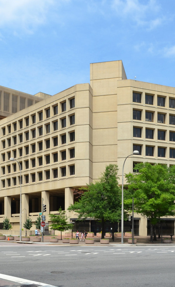 31392149-96aba386-7017-4d51-8f7a-0b35db013d10-1-Washington_DC_FBI_J._Edgar_Hoover_Building