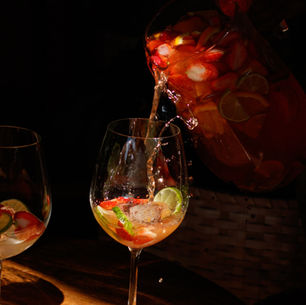 🍷 SANGRIA 101: The Ultimate Guide to the World’s Favorite Wine Cocktail