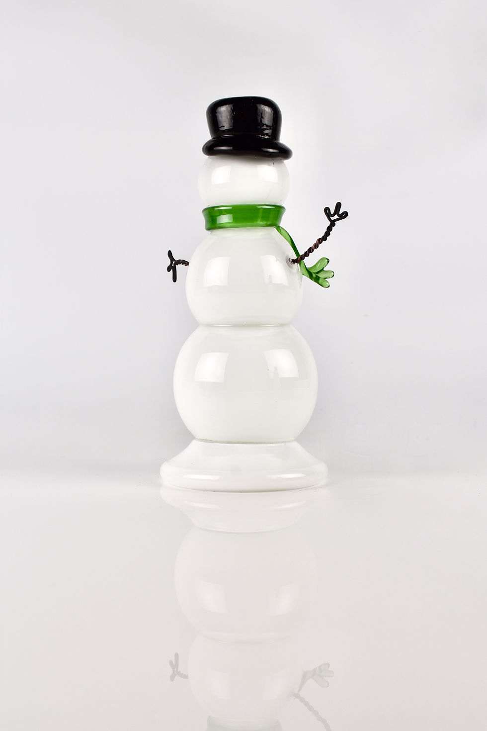 Thumbnail: Glass Snow People