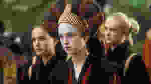 Keira Knightley Natalie Portman looking