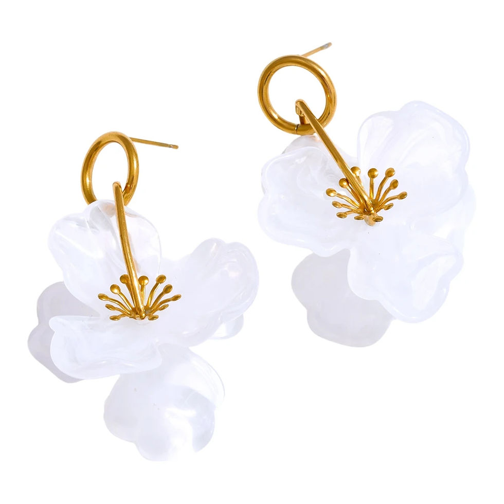 boucles d'oreilles fleur blanche en résine et acier inoxydable