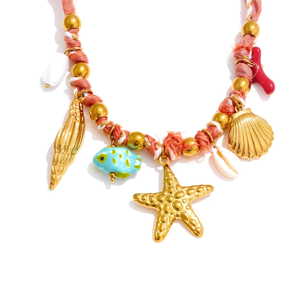 collier étoile coquillage et perles colorées