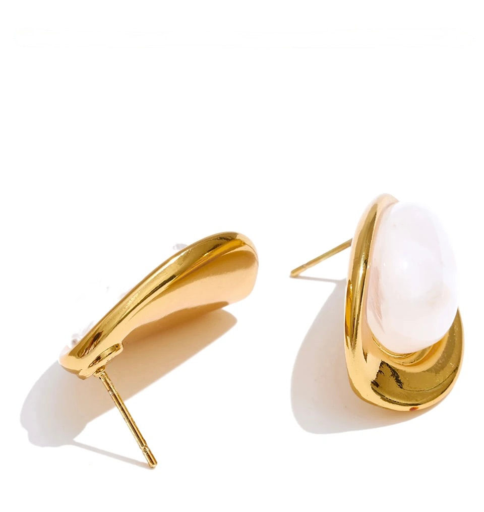 Miniature : boucle d'oreilles en résine et acier inoxydable vue de dessous