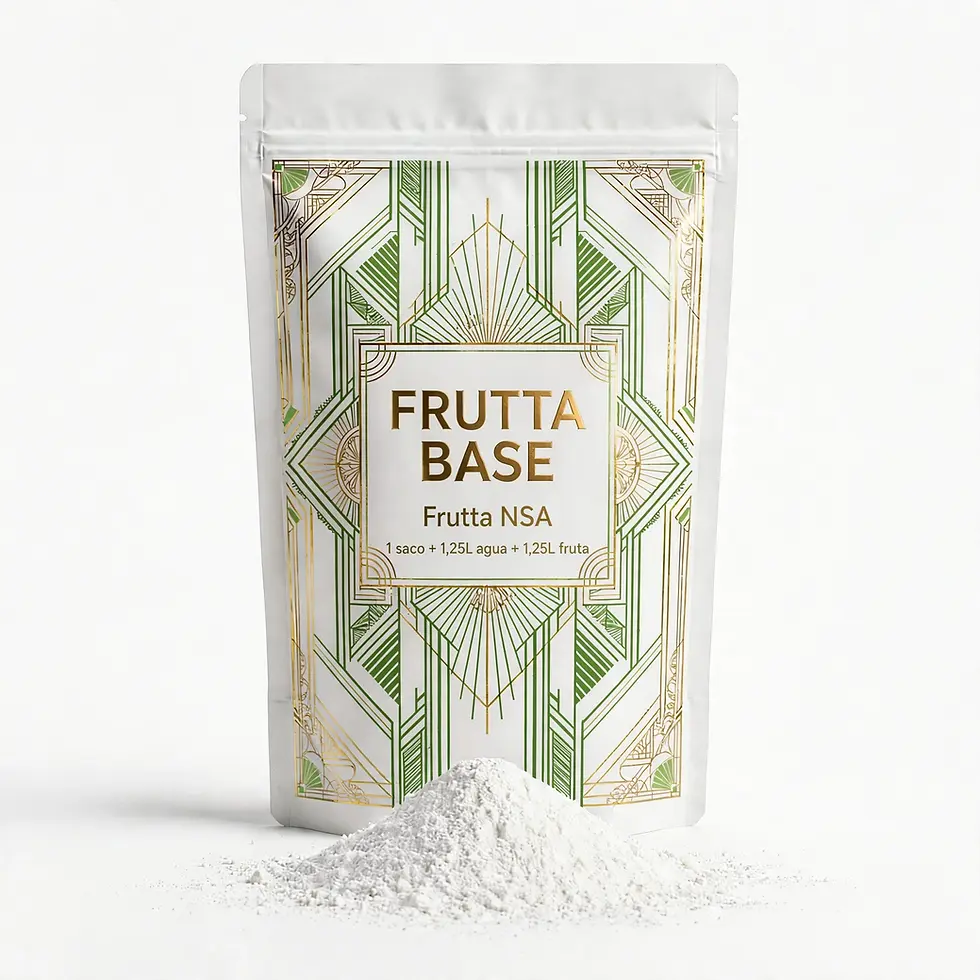 Saco de base de fruta vegan e sem açúcar adicionado Frutta NSA 0,94kg ao lado de uma tigela com sorvete artesanal.