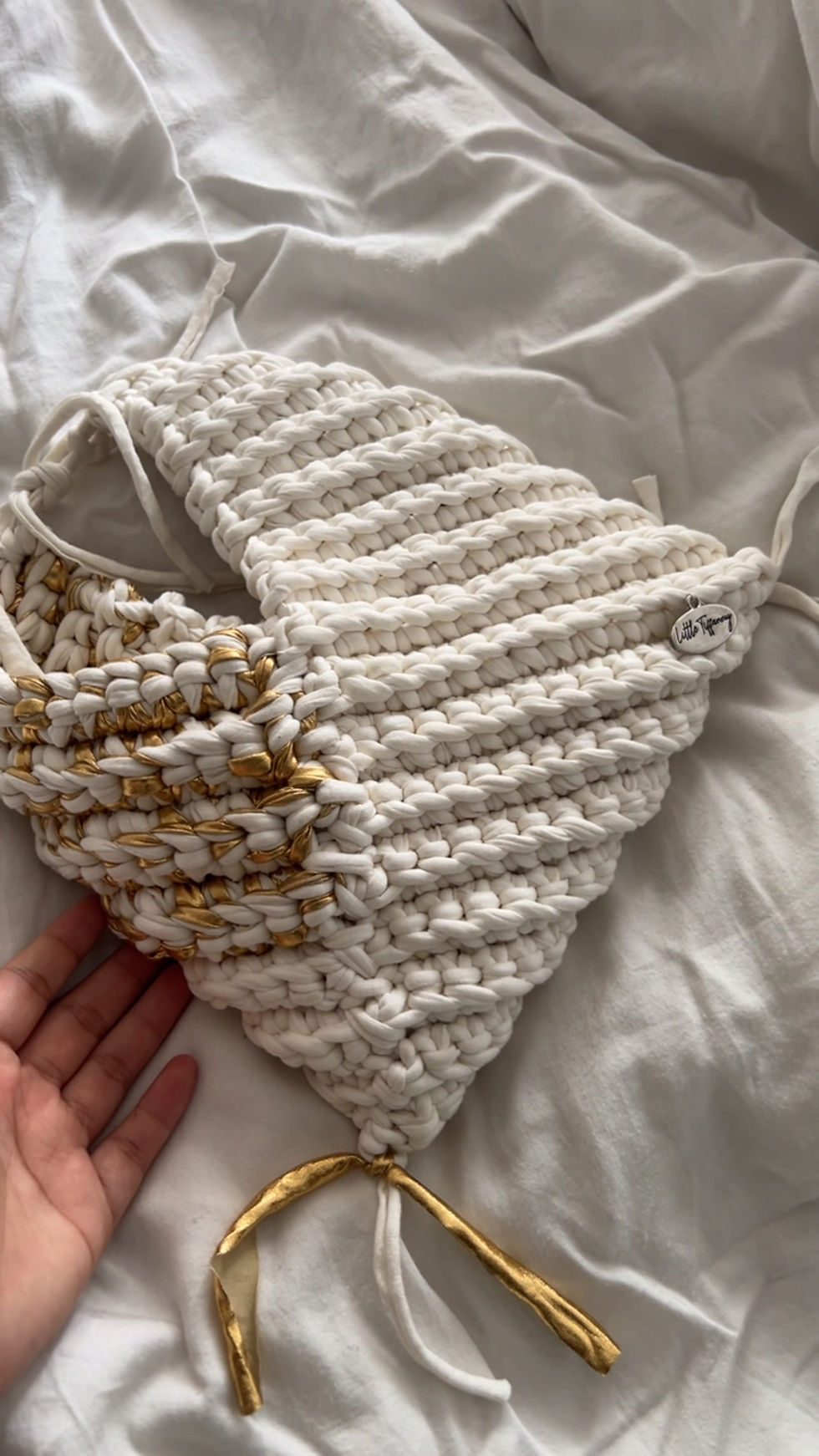 Thumbnail: White fringe 