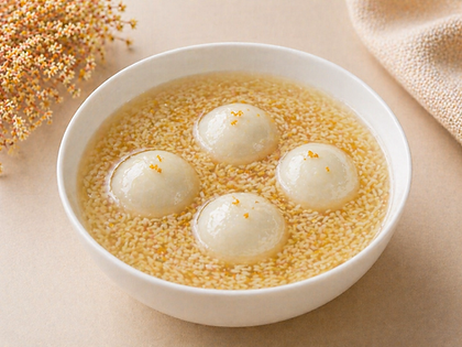 S26 Sweet Fermented Rice Wine with Black Sesame Tang Yuan (酒酿芝麻汤圆)