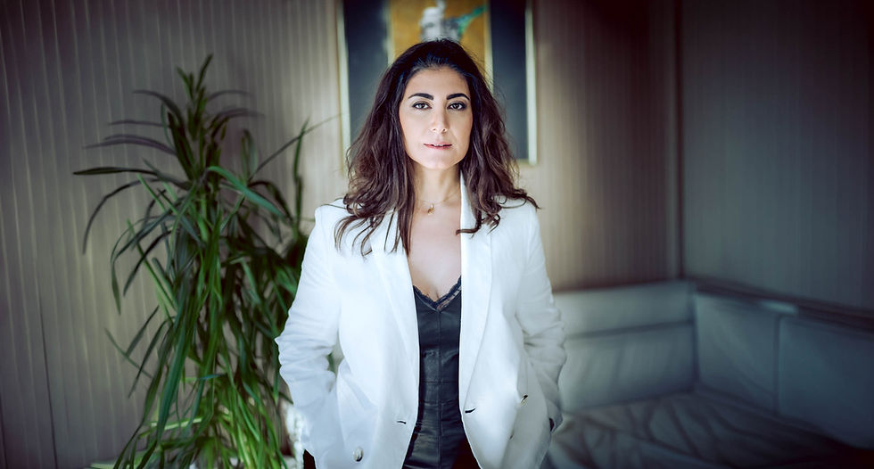 Leila_Zernov_12_25-1319-Edit.jpg