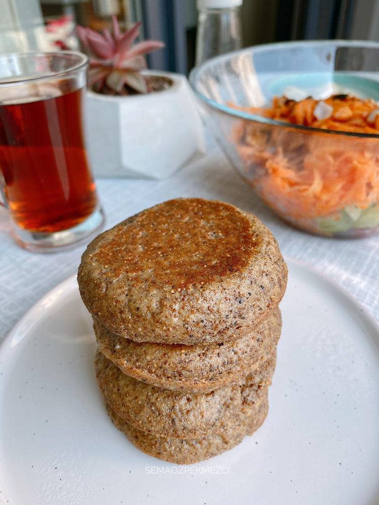 Haşhaşlı Tava Keki