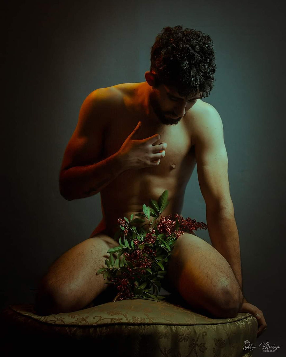 DESNUDO ARTÍSTICO
