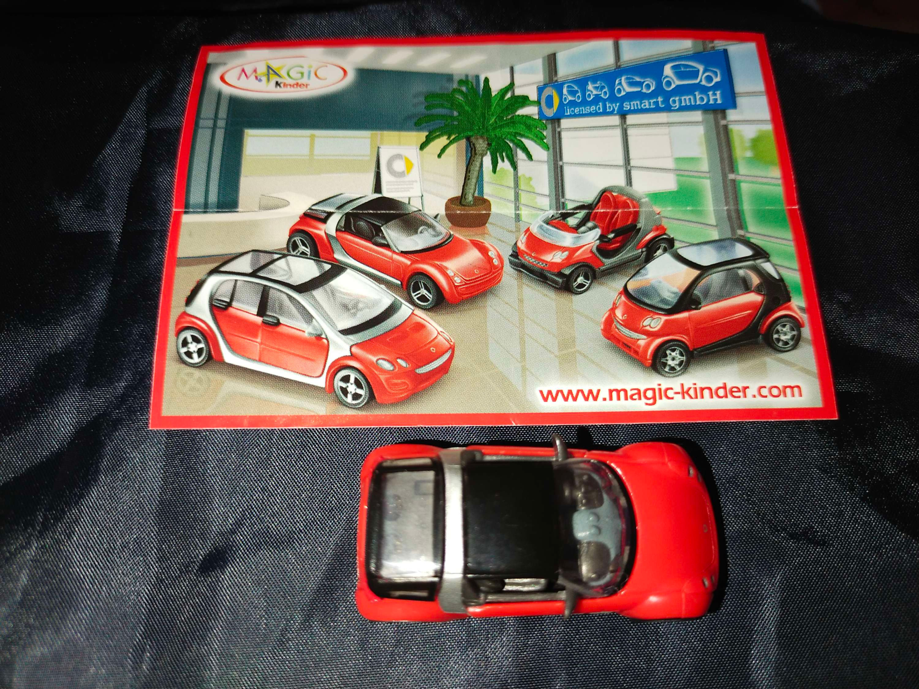 Červená autíčka Smart, model H0, www.magic-kinder.com