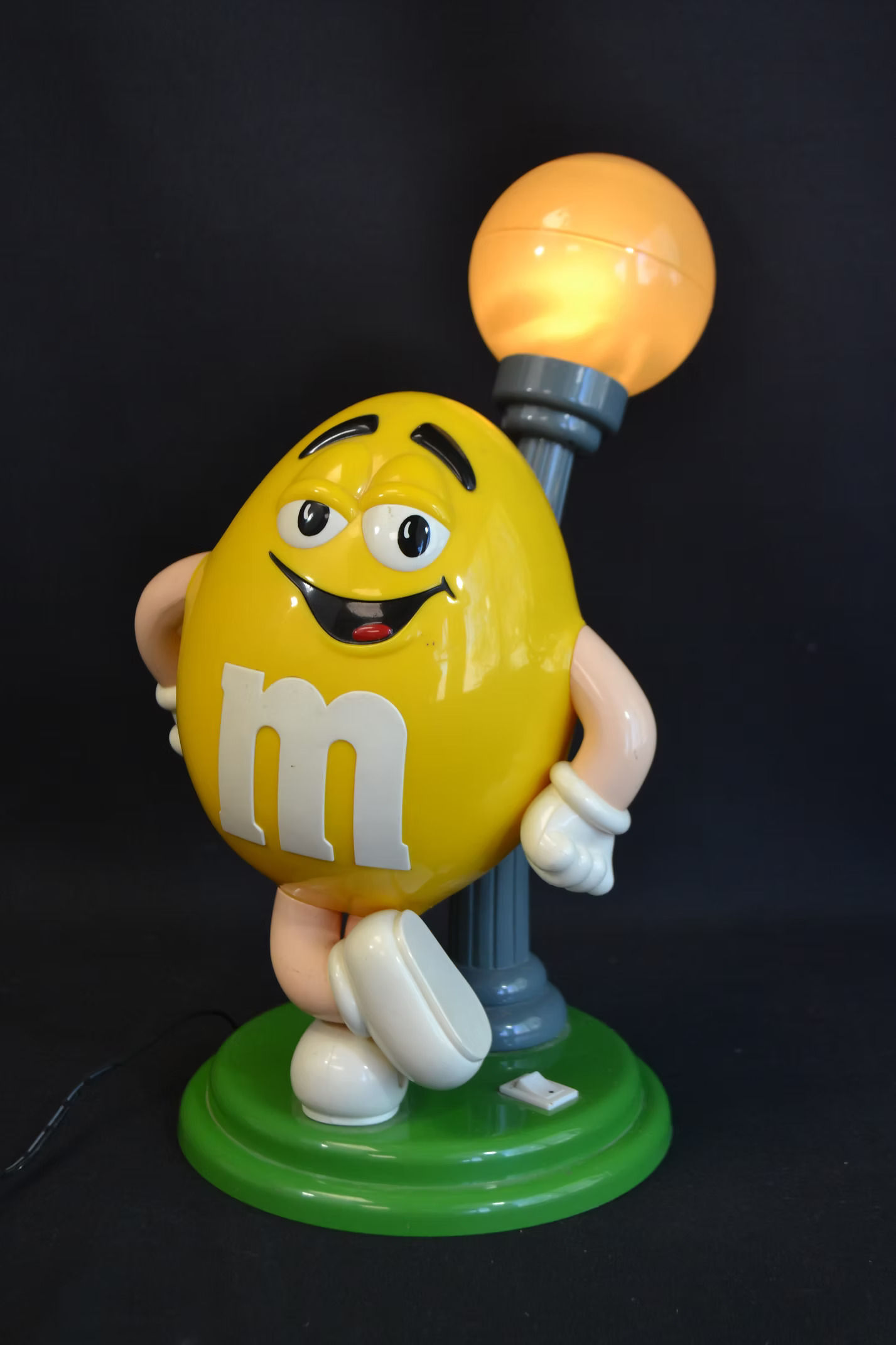 Retro lampa M&M's (1999) – Žlutý – Reklamní rarita!