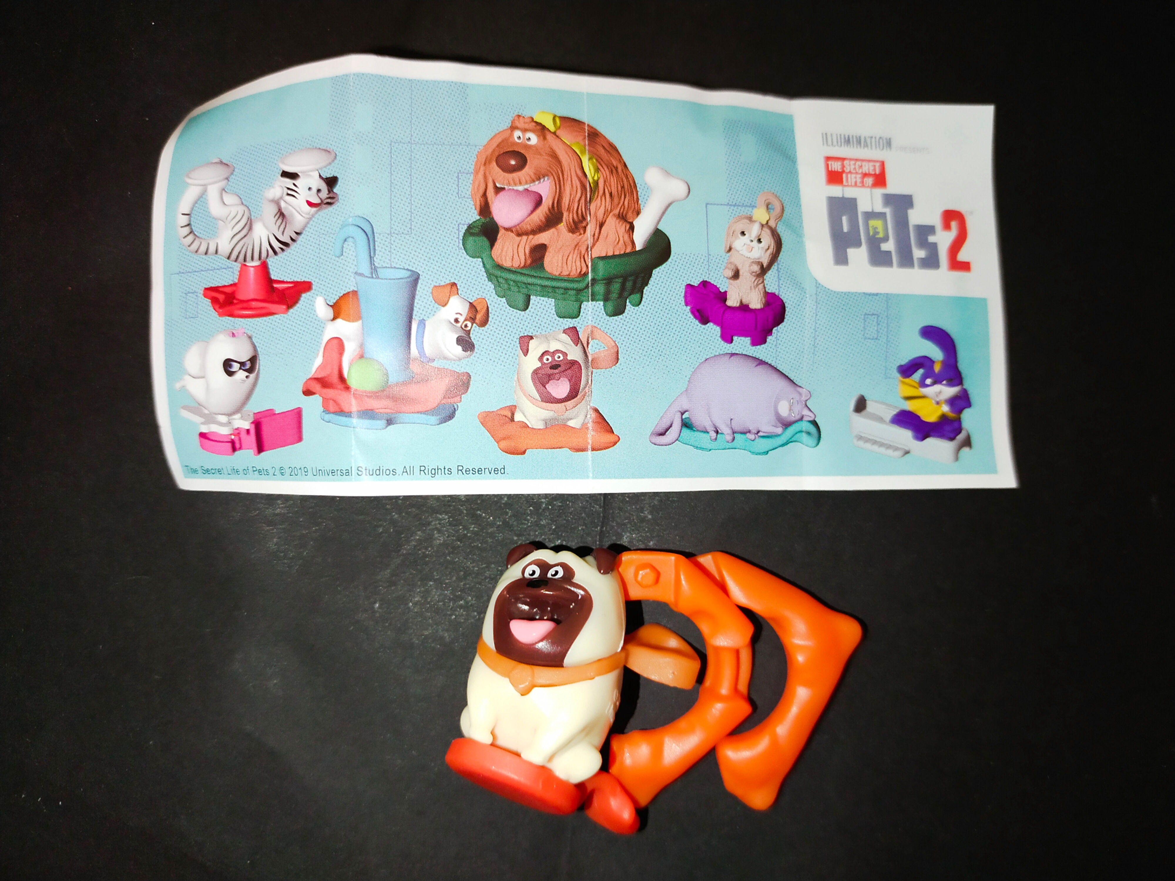 Hračka Mazlíčci 2: pes Gidget s prstencem