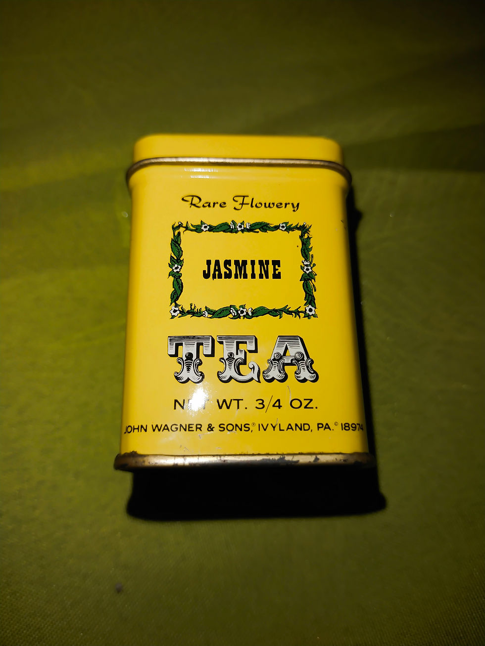 Žlutá plechovka čaje Jasmine 3,4 oz