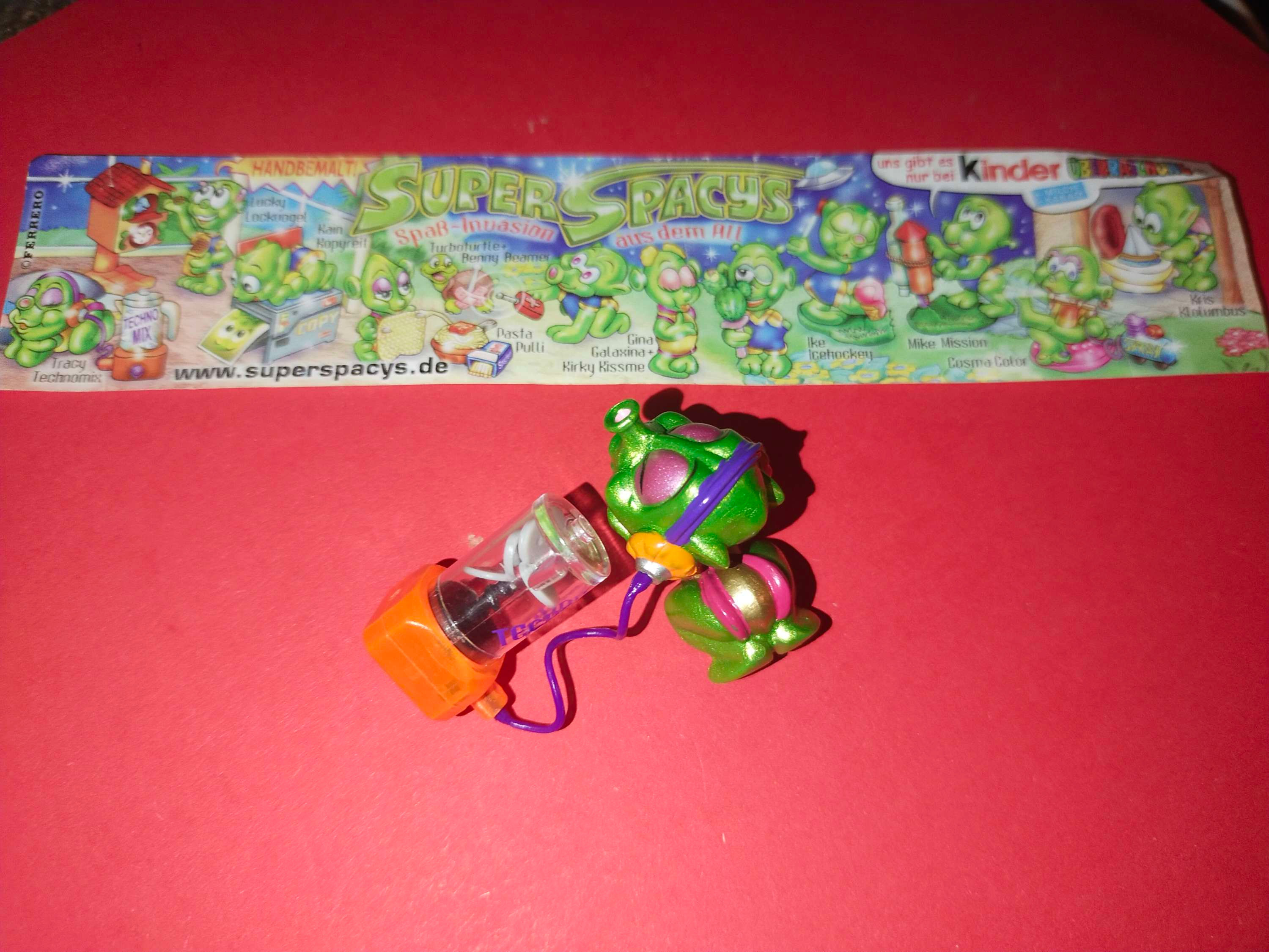 Malá želvička v kapsli, Super Rriors