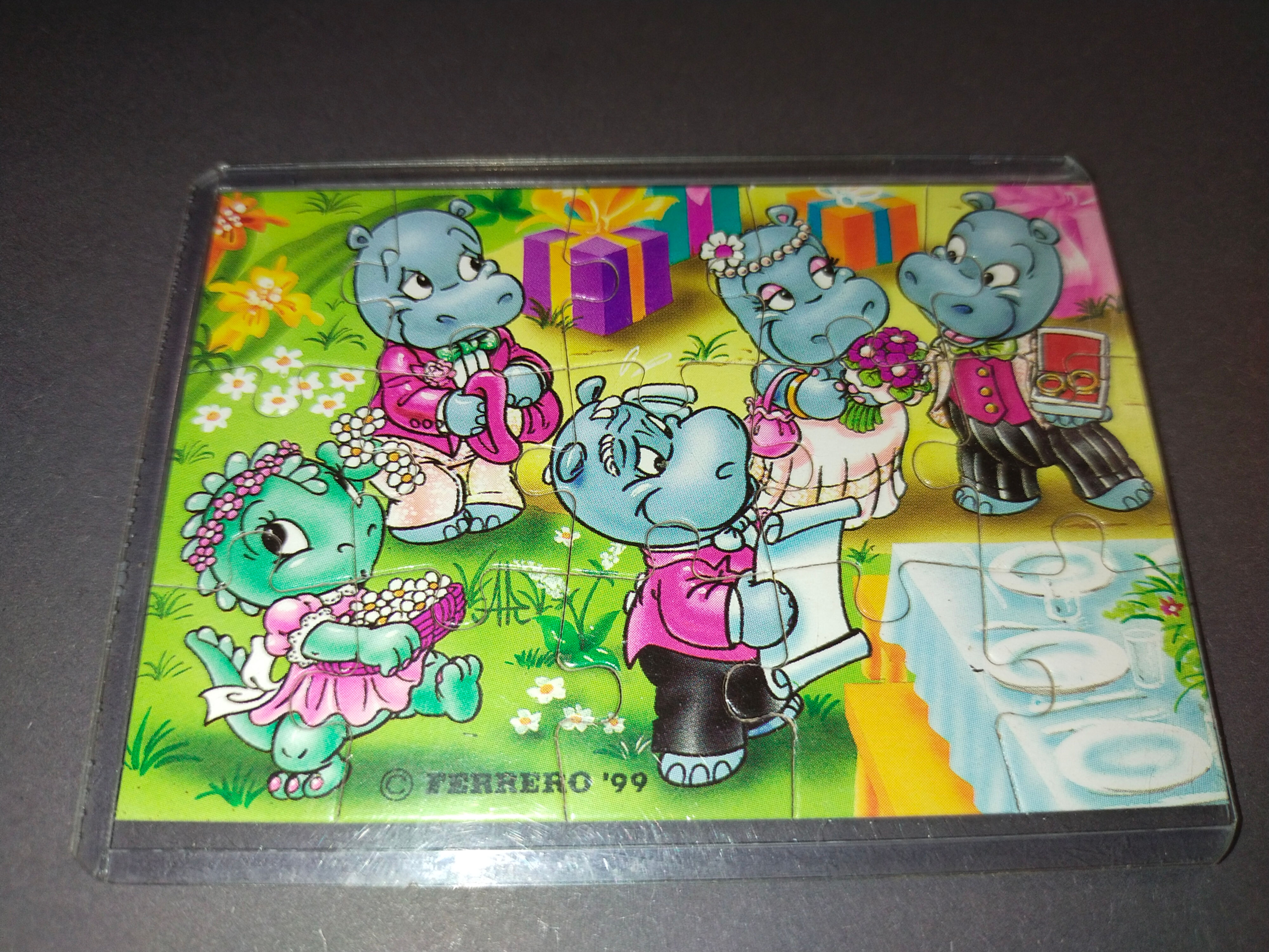 Roztomilá skládačka s hrochy na oslavě