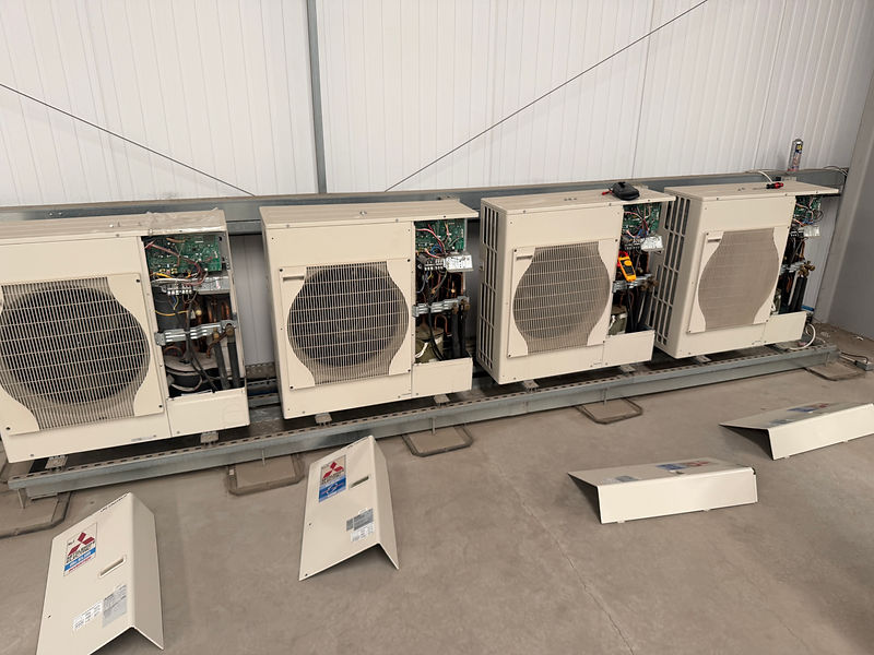 Commercial air con unit