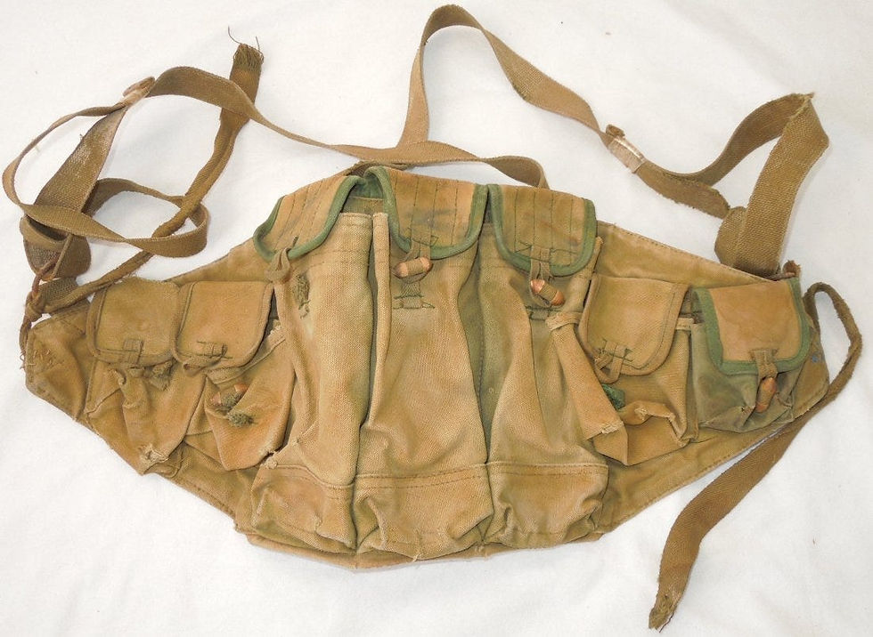 Bolsa de munições de AK-47 Vietkong capturada pelas tropas americanas