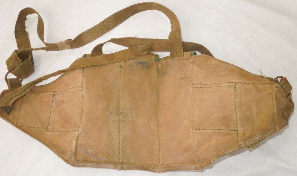 Miniatura: Bolsa de munições de AK-47 Vietkong capturada pelas tropas americanas