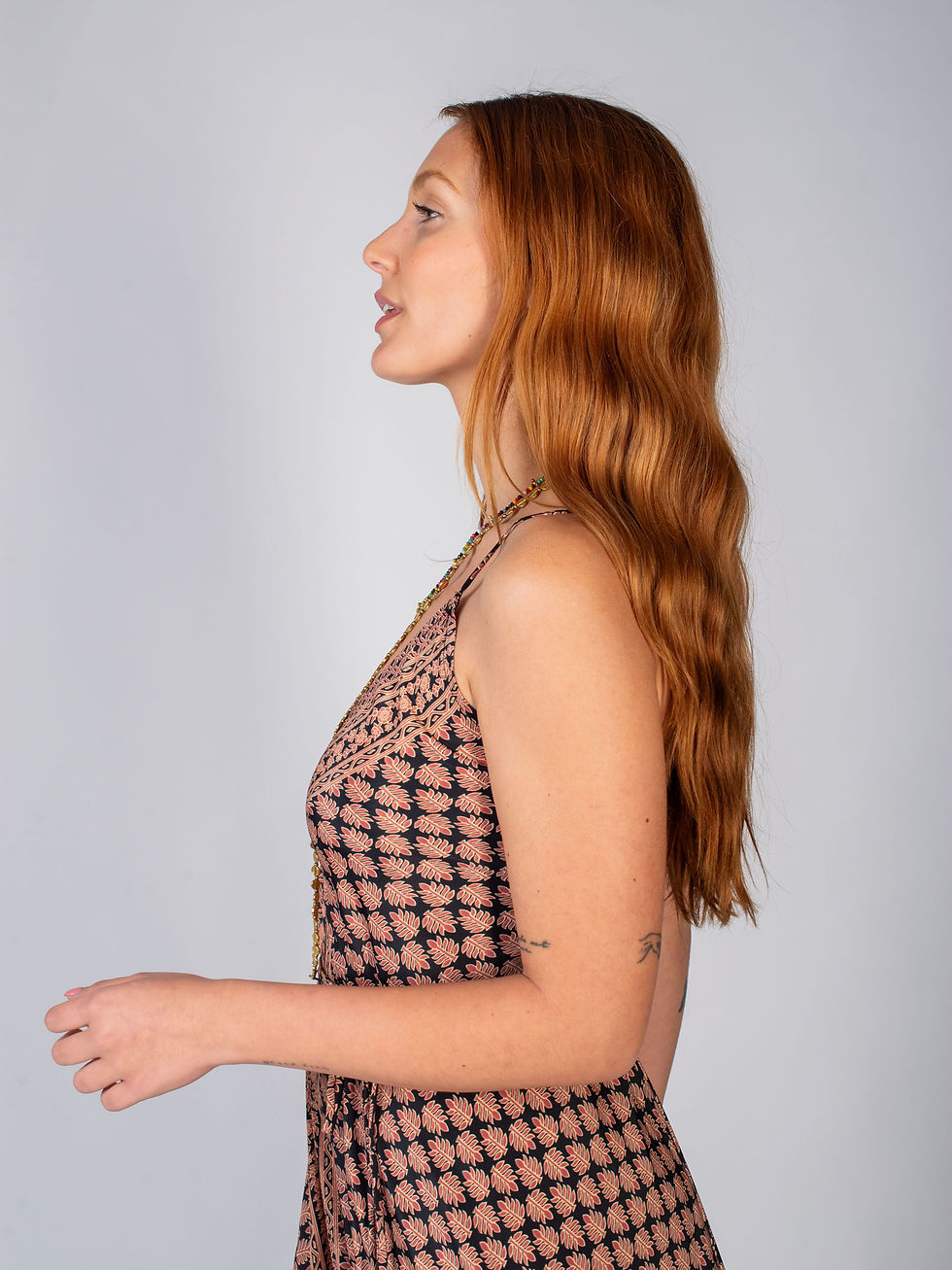 Miniatura: KALI LONG DRESS - BLACK