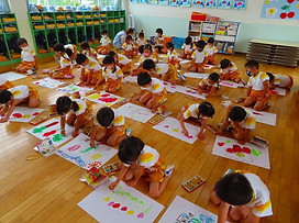 4-04-1　06,26,　年長　絵画　花を図鑑から選んで (28).jpg