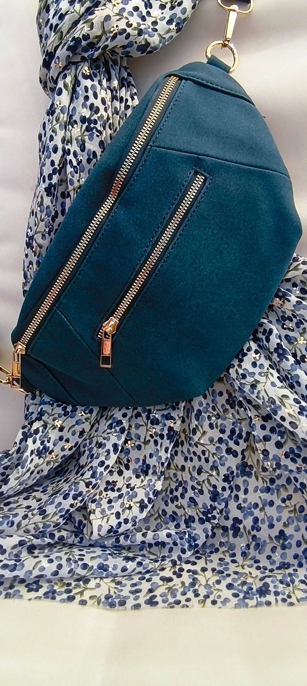 Sac banane en bandoulière bleu pétrole