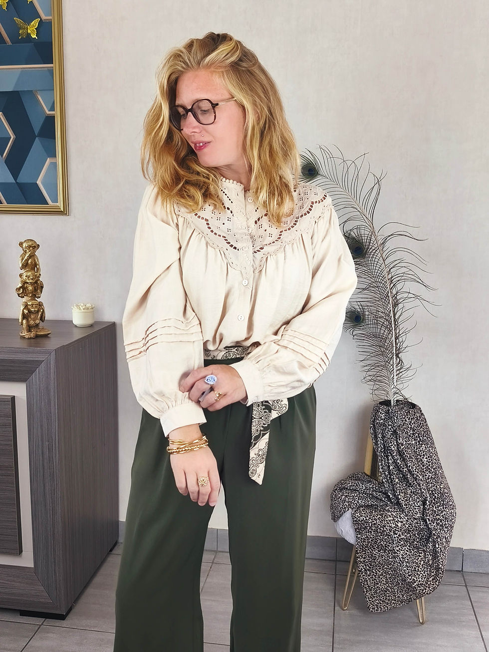Miniature : ✨ Blouse CANNELLE – La blouse écrue au charme bohème et romantique 🤍