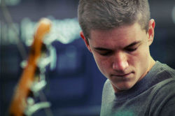YOUNG DRUMMER Fotor