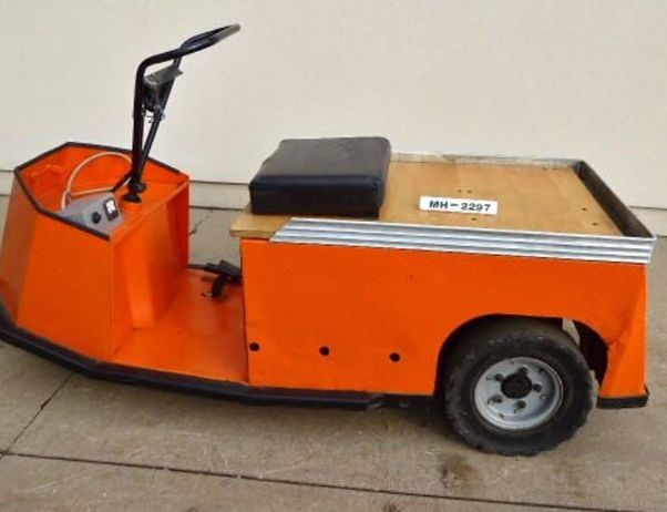 Taylor Dunn SS-025-34 SN 5383 c.JPG