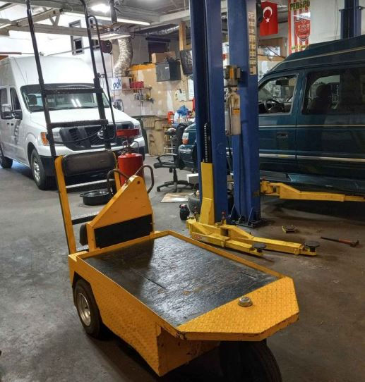 2012 Taylor Dunn Stock Chaser SN 5044 a.JPG