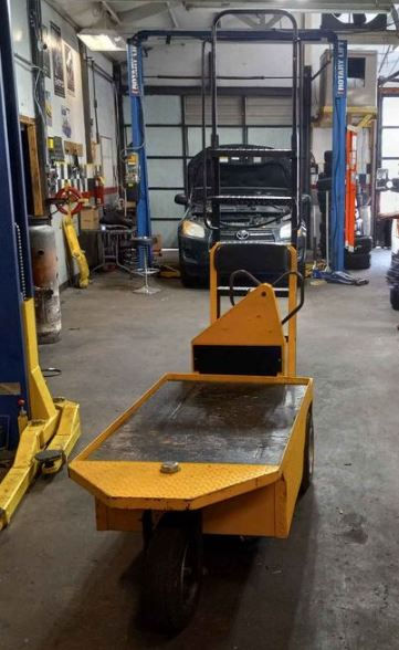 2012 Taylor Dunn Stock Chaser SN 5044 b.JPG