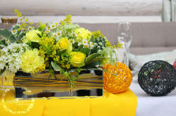 Зеркальные вазы на свадьбе.