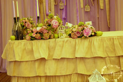 Президиум - лавандовая свадьба.