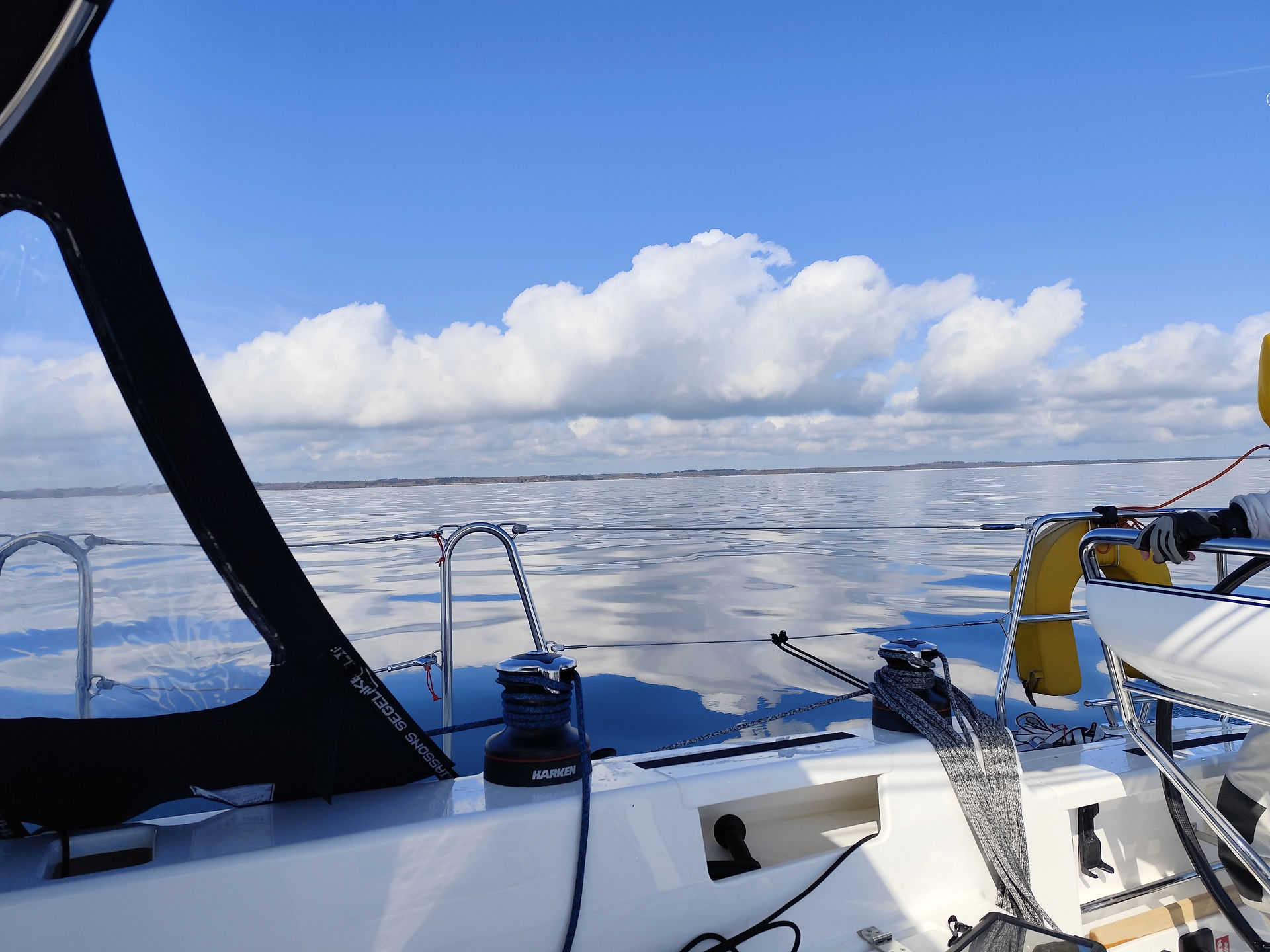 Yacht delivery