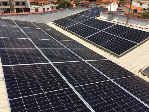 Usina fotovoltaica em panificadora