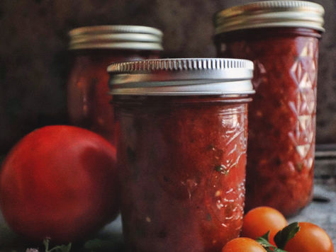 HOMEMADE SALSA WITH HOMEGROWN TOMATOES