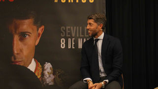 Manuel Escribano presenta su gesta de matar seis toros de Miura en la próxima Feria de Abril 