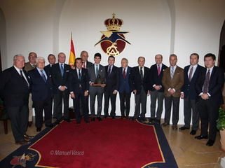 Emotiva entrega a Pablo Aguado del Memorial Manolo Vázquez en el 'El Aero'