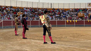 La terna de vacío en Calasparra por el escaso juego de la novillada de Prieto de la Cal 