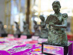 La Casa de Misericordia de Pamplona recoge el Premio Goyesco del Año de Las Majas de Goya
