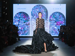 Exposición Homenaje a la Bata de Cola en La Fundación Carlos de Amberes de Madrid