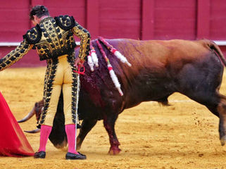 Urdiales brilla con temple en la Feria de Málaga pese a quedarse sin trofeo