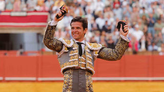 El Juli, con dos orejas, primer triunfador en el inicio de la temporada en Sevilla