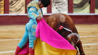Tarde de sinfonías de toreo y música en La Malagueta