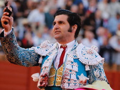 Morante de la Puebla corta una oreja y firma una actuación de gran nivel en la décima de abono