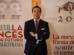 Garzón presentó las líneas de trabajo de la temporada taurina 2026 en la Maestranza