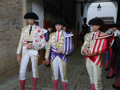 Manuel Jesús Carrión corta dos orejas y se proclama triunfador del Ciclo de Promoción en Sevilla