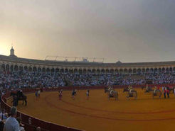 Daniel de la Fuente corta una oreja en la cuarta novillada del abono en La Maestranza