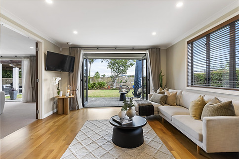 Modern-staged-lounge-partial-mainstage-homestaging-auckland.jpg