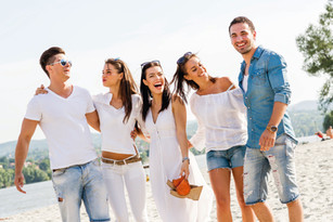 Buddymoon; ¡Una luna de miel diferente!.