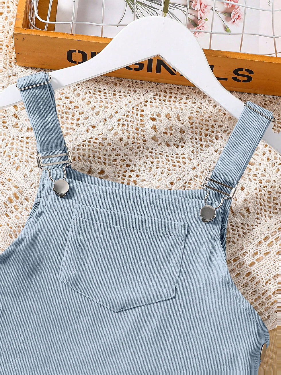 Thumbnail: Tween Girl 1pc Patched Pocket Overall Dress